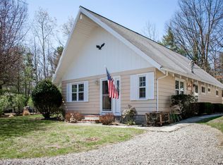 173 W Shore Dr, Valatie, NY 12184