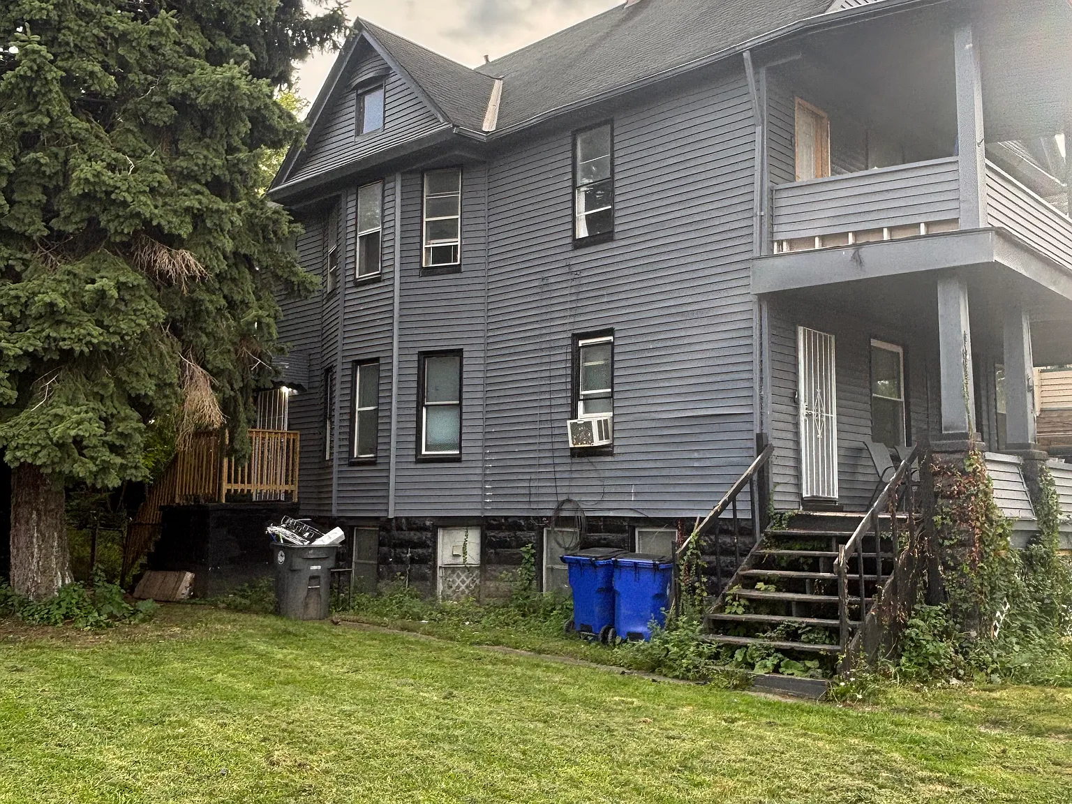 2 bed, $950 — Photo 2
