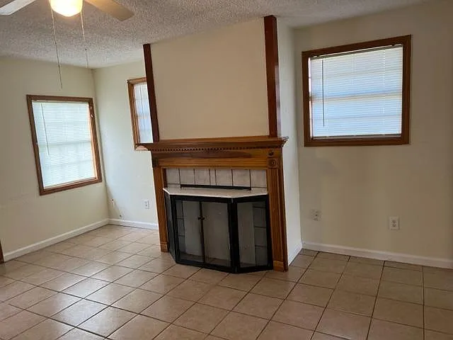 716 N Pierce Ave — Photo 7