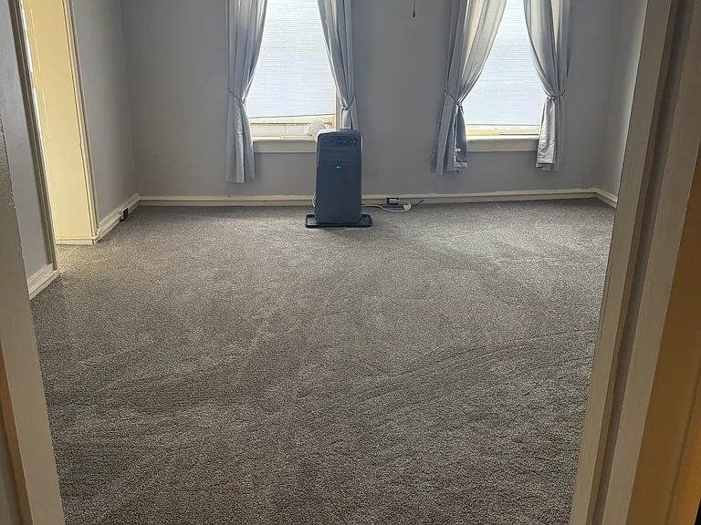 7 Lake St #2 — Photo 1