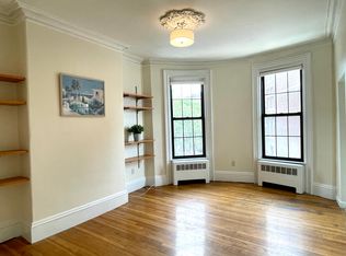 145 Arlington St APT 4, Boston, MA 02116