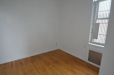 Rented by CITY SKYLINE REALTY INC