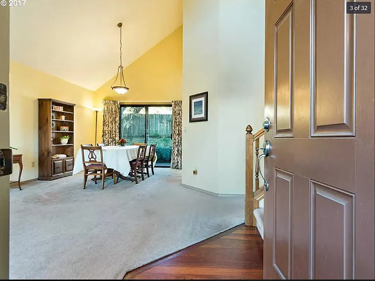 1232 NW Weybridge Way — Photo 3