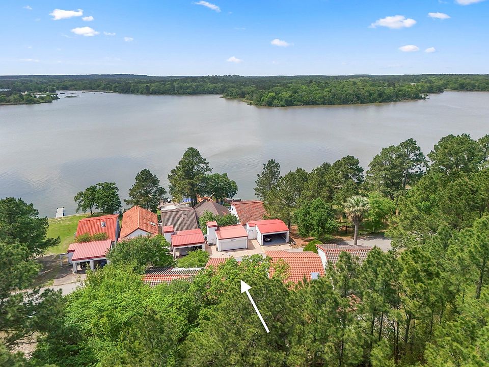 1st image of 22547 Bayview Cir