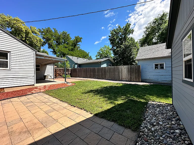 2633 S Race St — Photo 9
