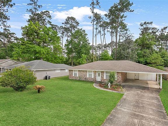 2nd image of 203 Robinhood Dr