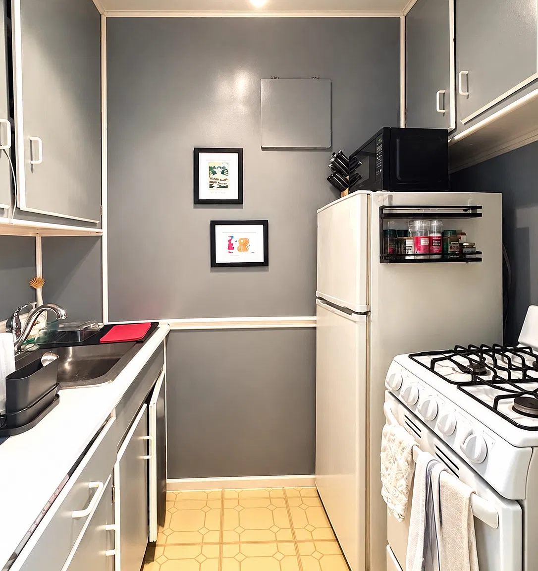 345 East 54th Street — Photo 2