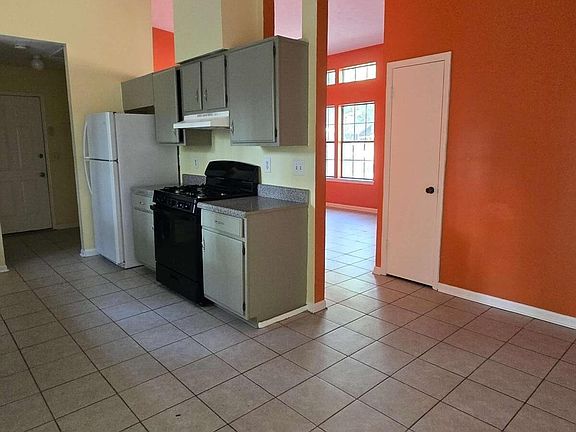 5th image of 2416 Newgate Dr