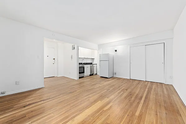 Rented by Douglas Elliman | media 6