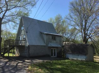 427 Goodwin Ave, Irvine, KY 40336