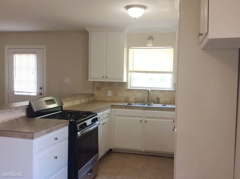 90900236_2337 Aspen Dr._Dallas_TX_2