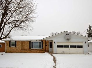 231 Deschane Pl, Green Bay, WI 54302