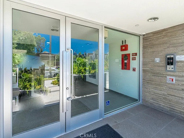 7857 W Manchester Ave #Penthouse 6 — Photo 9