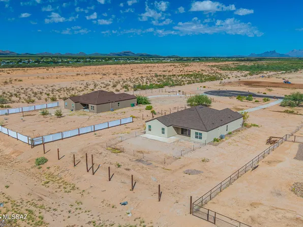 17165 W Sharps Rd, Marana, AZ 85653