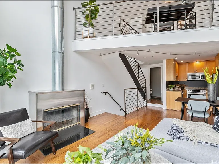 303 Langton St #2 — Photo 12