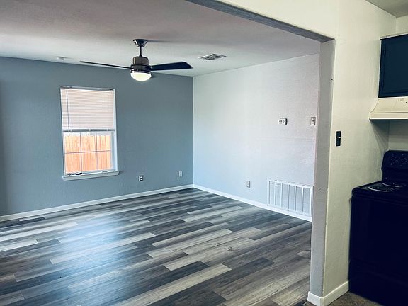 4th image of 335 Rosebud Ave