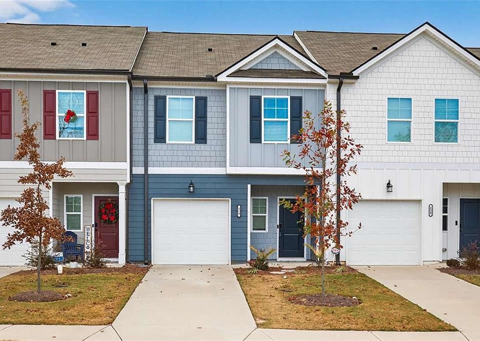 1st image of 228 Buckingham Ln