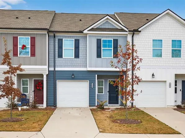 228 Buckingham Ln, Hoschton, GA 30548