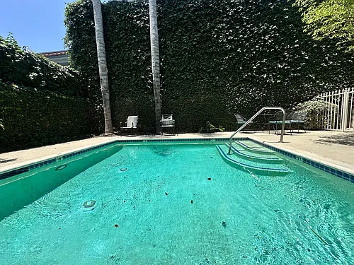 Pacific Oaks LLC Photo 1