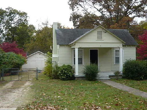 791 Bridge Ave photo 1