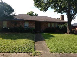 1217 River Oaks Dr, Flower Mound, TX 75028