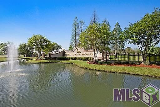1st image of 42396 Greens View Dr