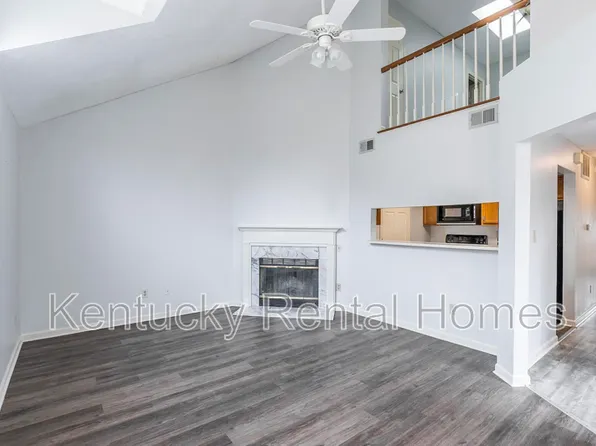 452 Windfield Pl, Lexington, KY 40517