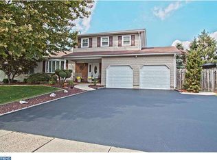 52 Bolton Rd, Hamilton, NJ 08610