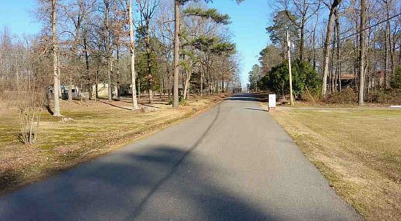 2nd image of 1209 Cedar Dr