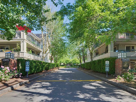 4th image of 22025 48th Ave #313
