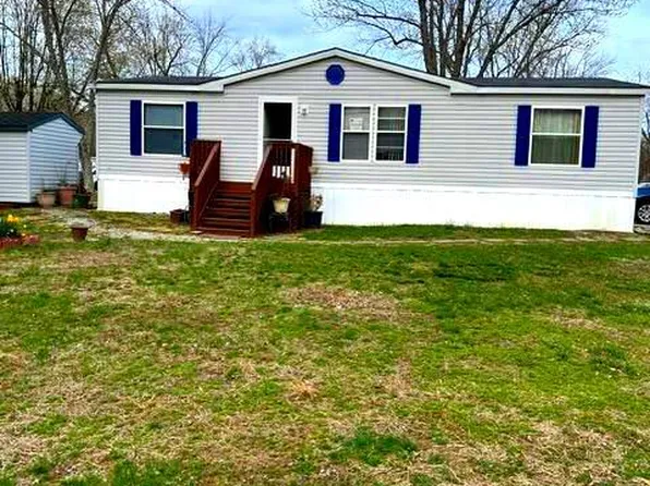8601 Temple Hill Rd Trailer 69, Temple Hills, MD 20748