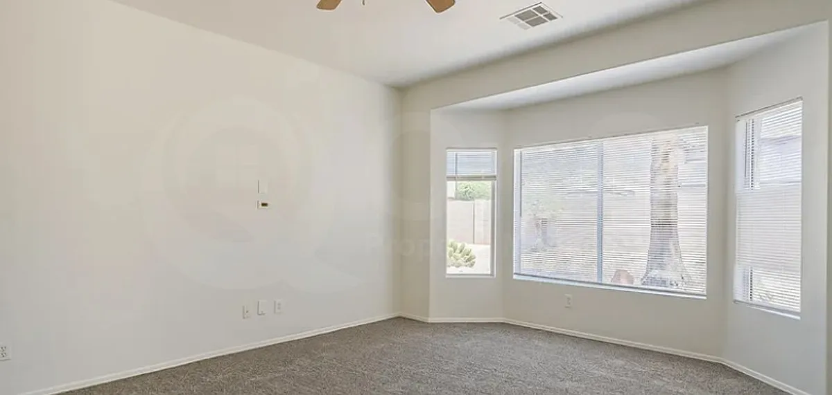 2 bed, 2.0 bath, 1391 sqft, $1,799 — Photo 2