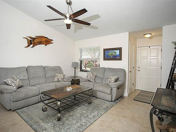 5th image of 5865 Deer Hollow Ln E