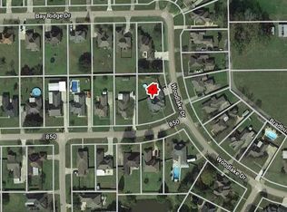 39452 Lakepoint Dr, Prairieville, LA 70769