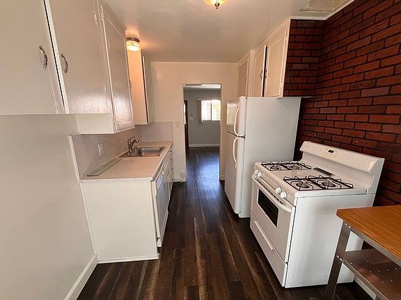 3rd image of 1041-1047 Grand Ave #1045