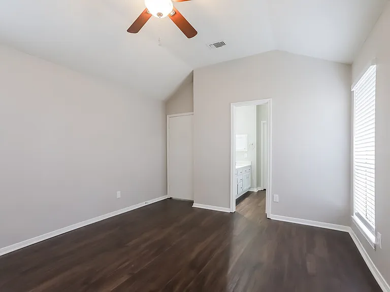 19411 Winding Branch Dr — Photo 10