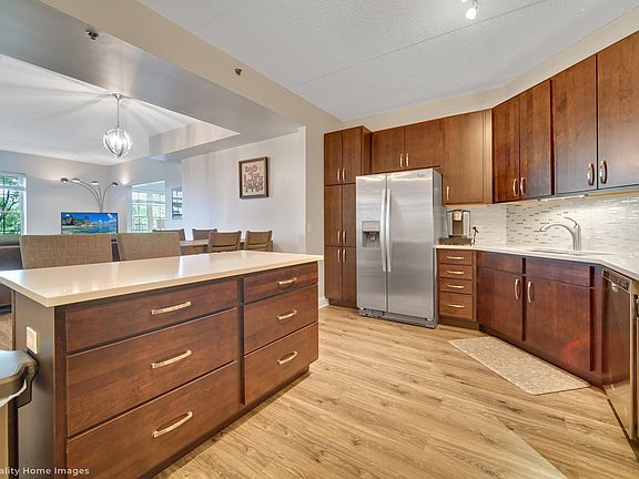 4th image of 3100 Town Square Dr Unit 208