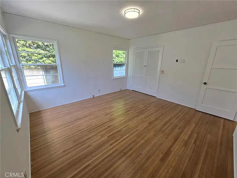 240 Euclid St — Photo 22