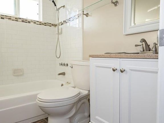 4th image of 1322 Joplin Dr Unit 4