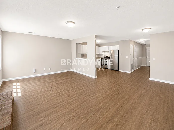 3608 Spring Trce — Photo 5