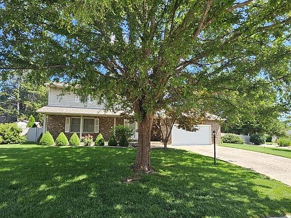 4th image of 2331 N Wilmar Dr