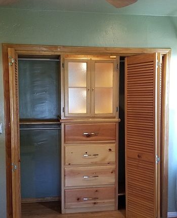 2nd image of 1226 E 88th Pl