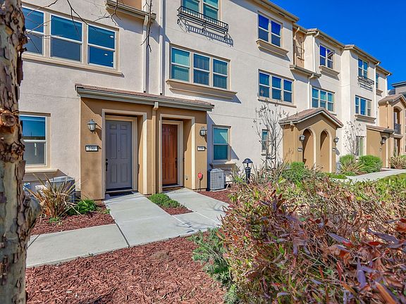 2nd image of 230 Rosarno Ct