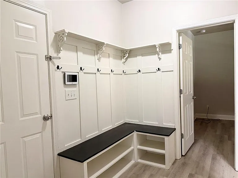 3051 Montauk Hill Dr — Photo 20