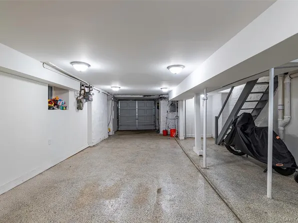 2916 Heath Avenue image 29 of 35