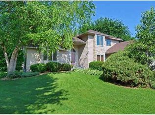 2837 Highlands Rd, Minneapolis, MN 55443