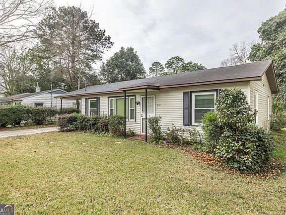 2nd image of 249 Ward St