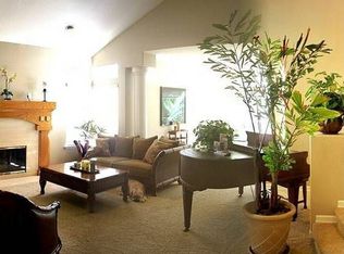 9607 Seville Way, Cypress, CA 90630