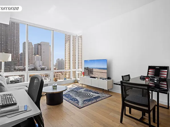 325 Lexington Ave APT 19E, New York, NY 10016