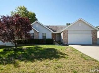 656 Emge Rd, O Fallon, MO 63366